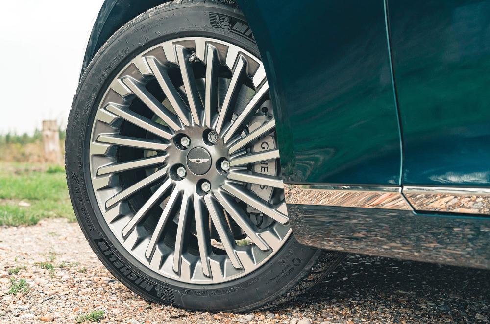 Genesis Electrified G80 alloy wheel