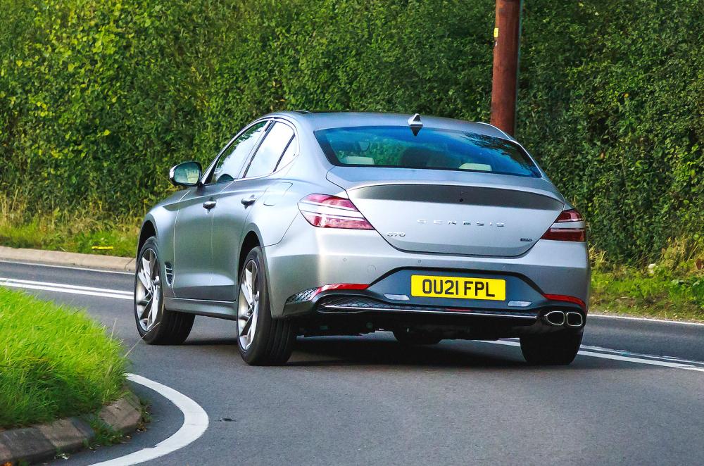 Genesis G70 rear cornering