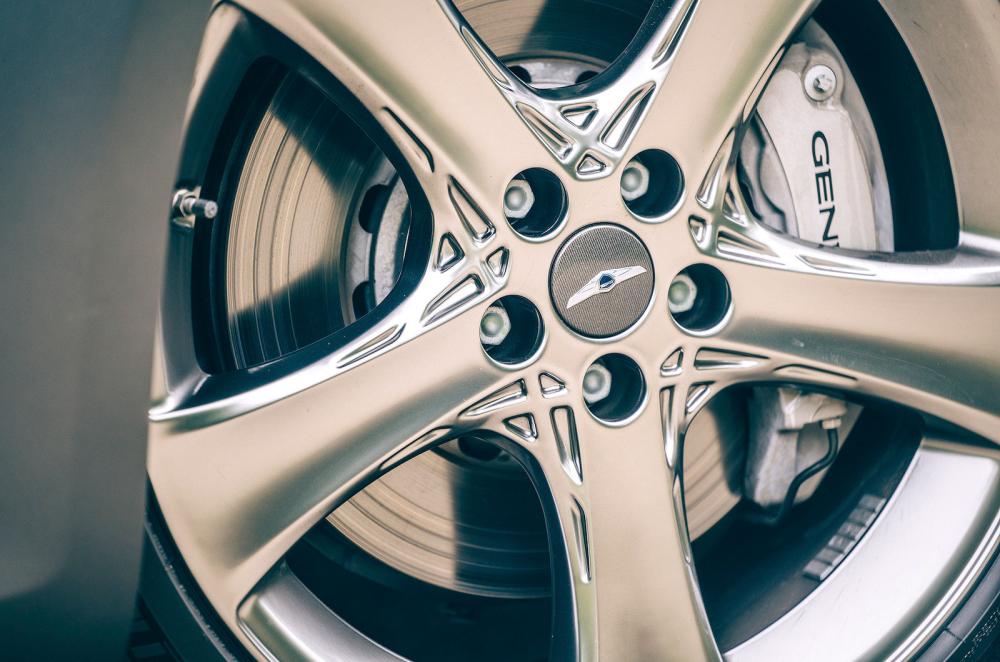 Genesis G80 alloy wheel