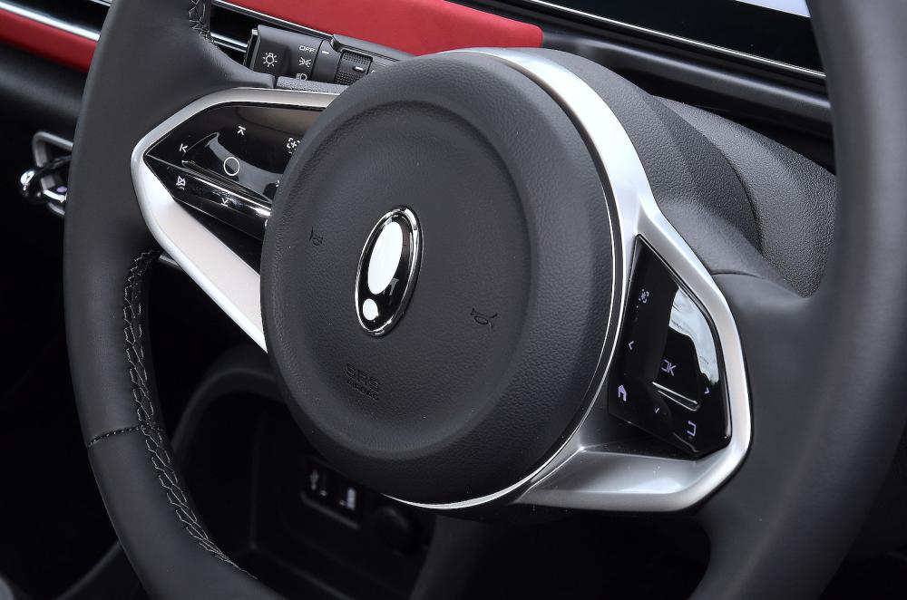GWM Ora 03 GT steering wheel