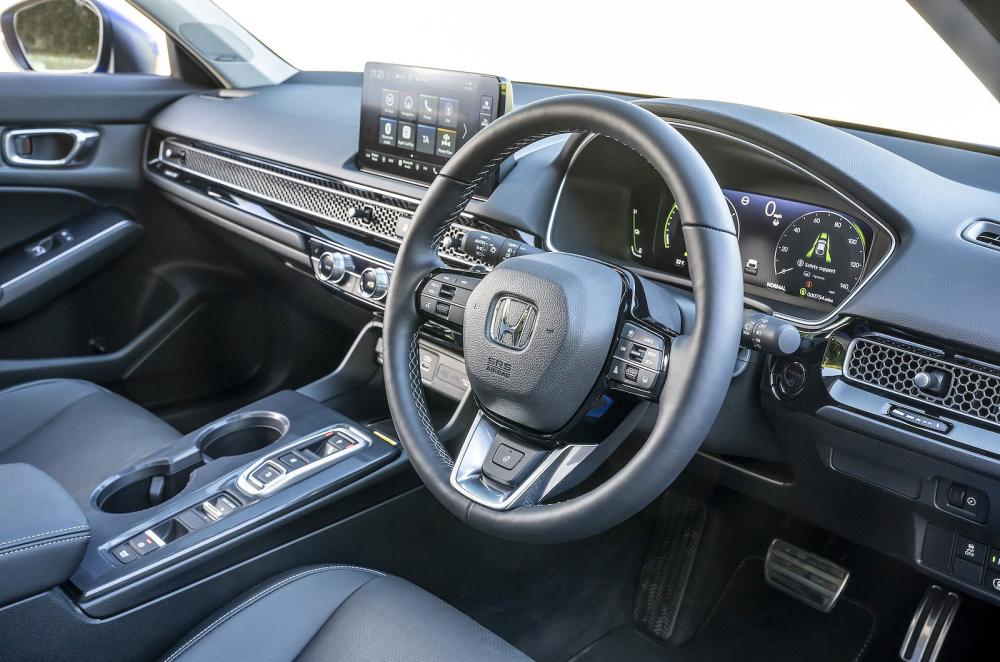 Honda Civic e:HEV steering wheel