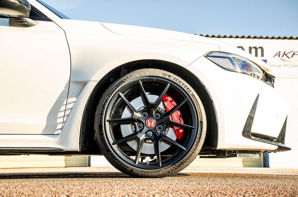 Honda Civic Type R alloy wheel