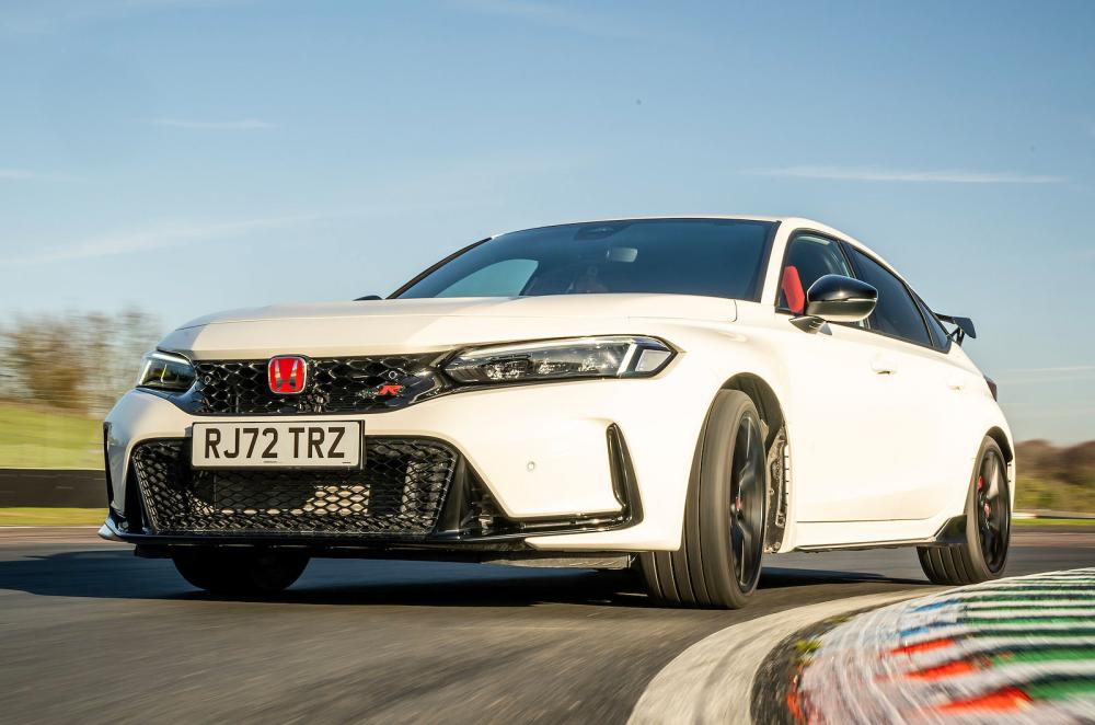 Honda Civic Type R front left cornering