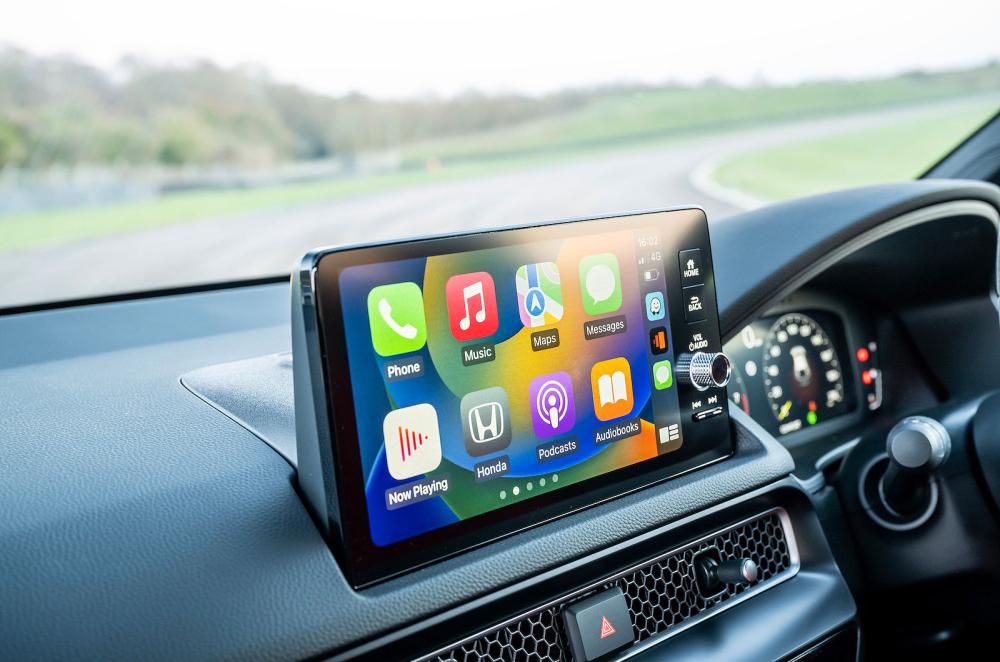 Honda Civic Type R interior infotainment