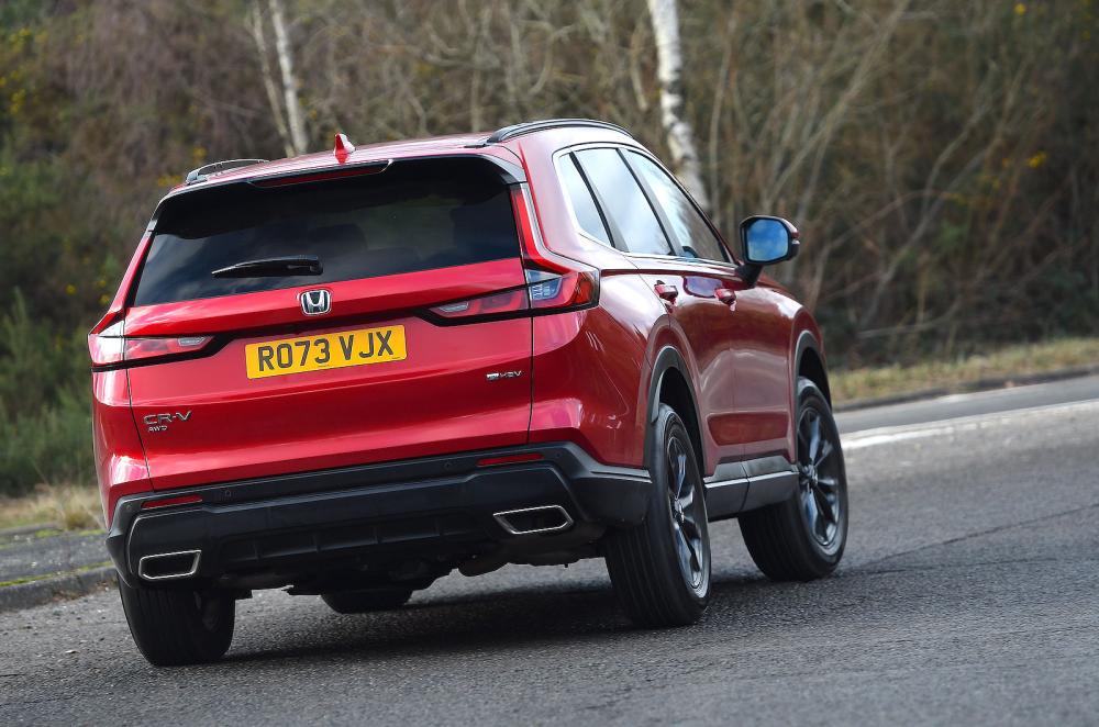 Honda CR-V rear cornering