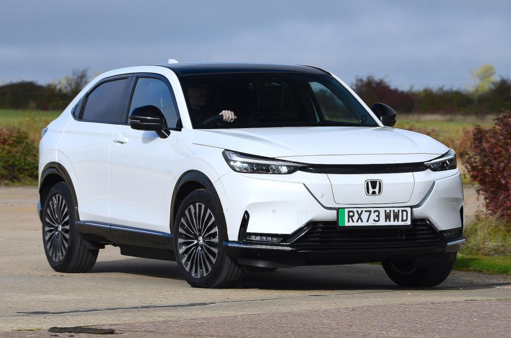 Honda e:Ny1 front cornering