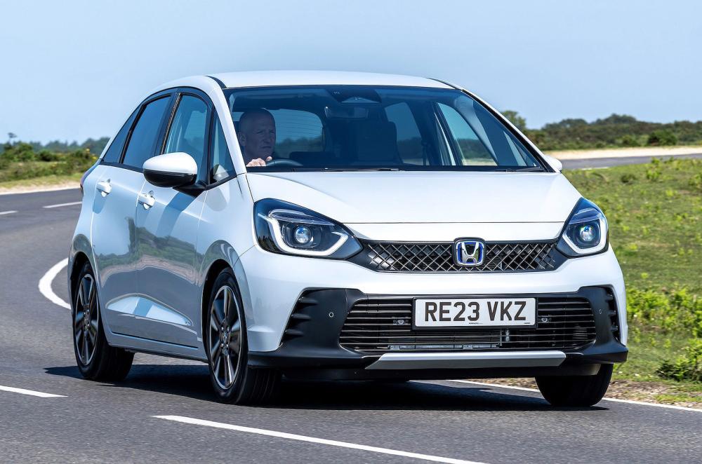 Honda Jazz front cornering