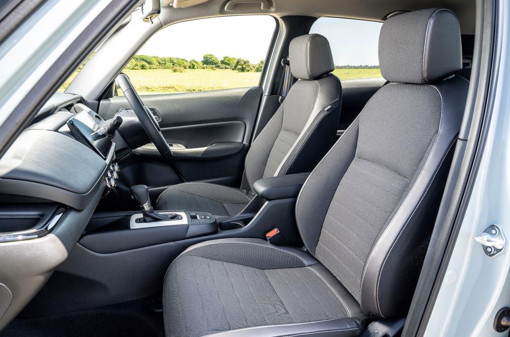 Honda Jazz front seats