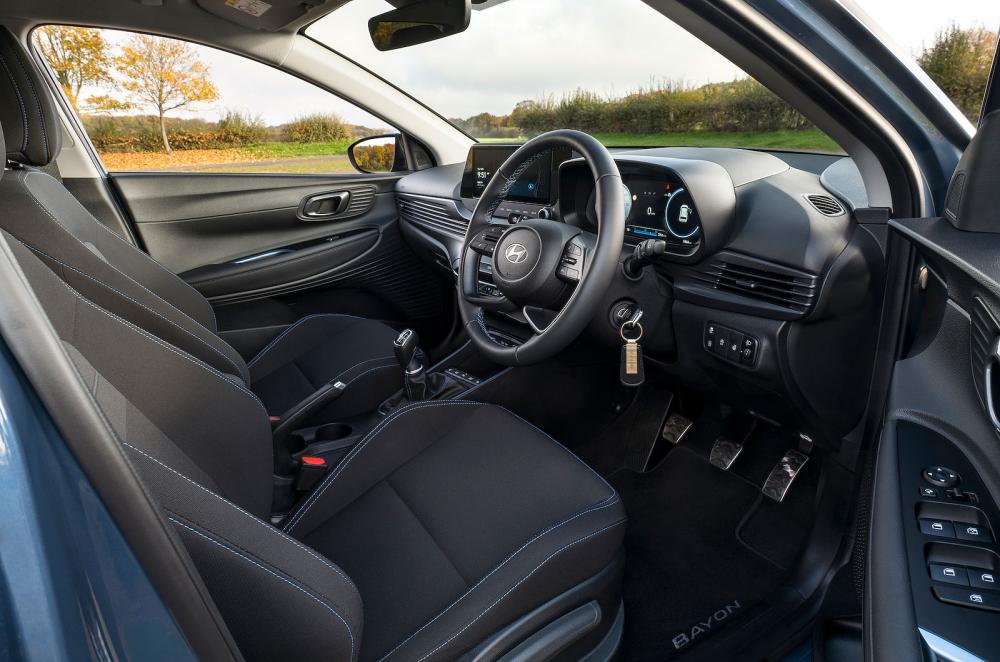 Hyundai Bayon front seats