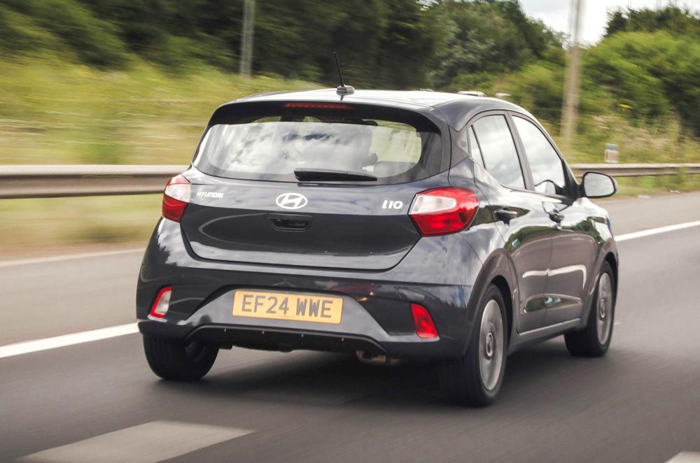 Hyundai i10 rear right driving