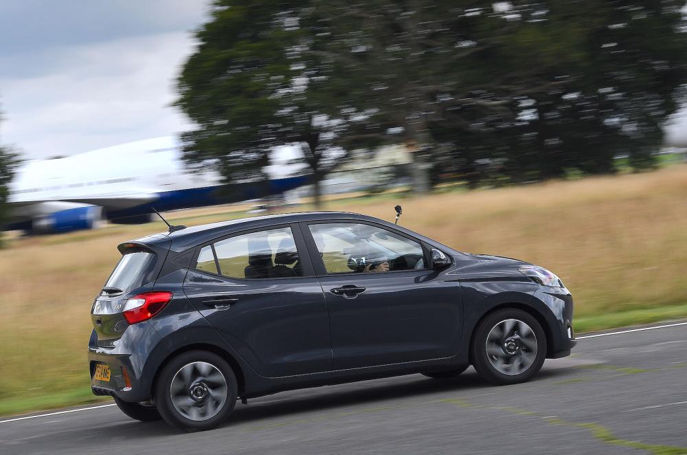 Hyundai i10 right driving
