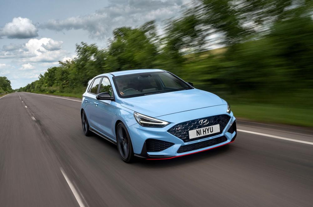 Hyundai i30 N front right driving