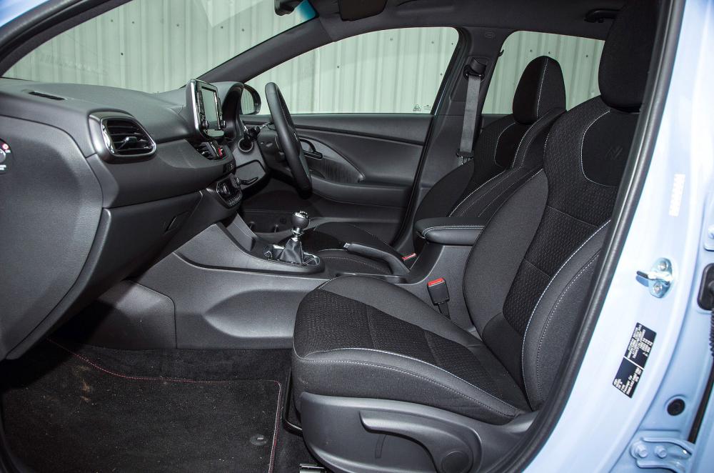 Hyundai i30 N interior front seats