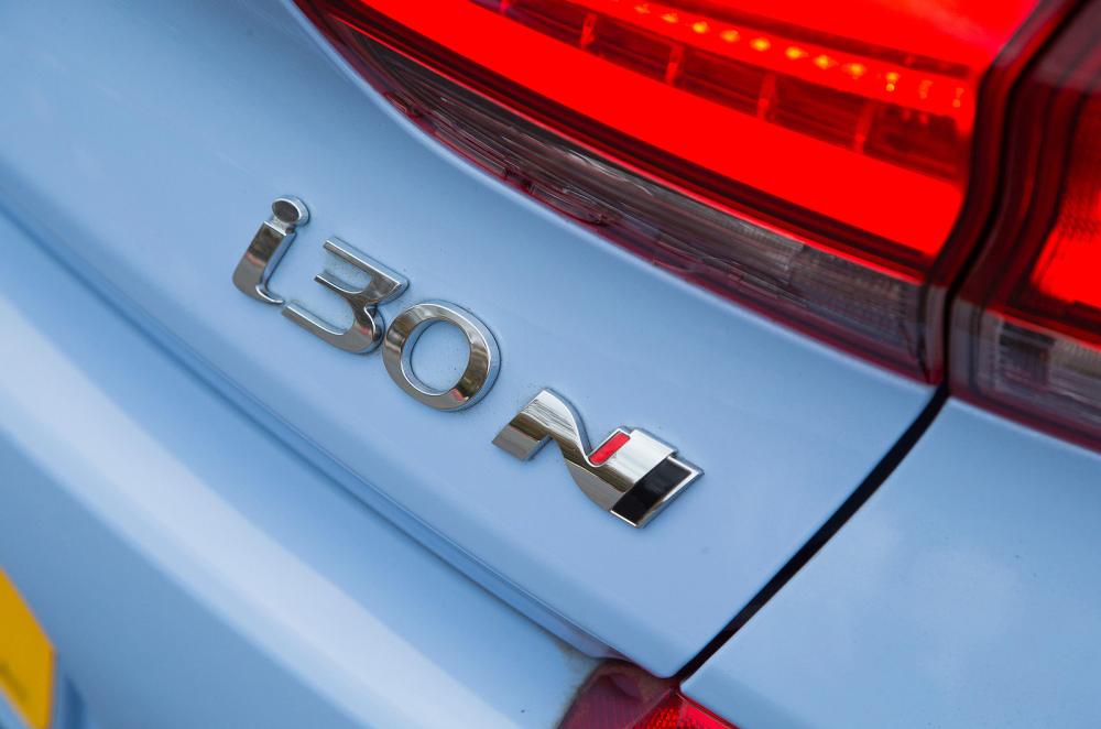 Hyundai i30 N badge detail