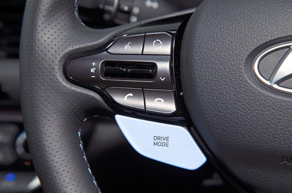 Hyundai i30 N steering wheel detail