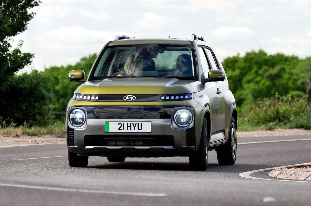 Hyundai Inster front cornering