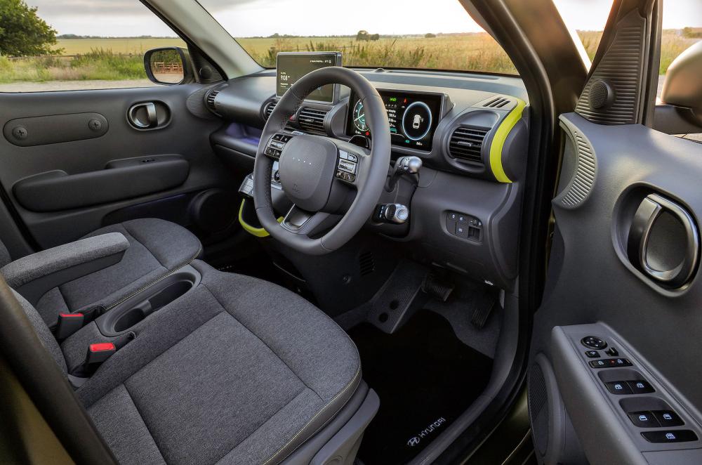 Hyundai Inster front seats