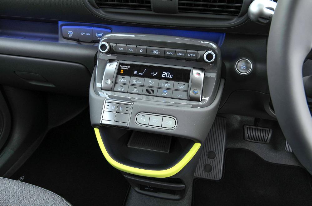 Hyundai Inster interior controls