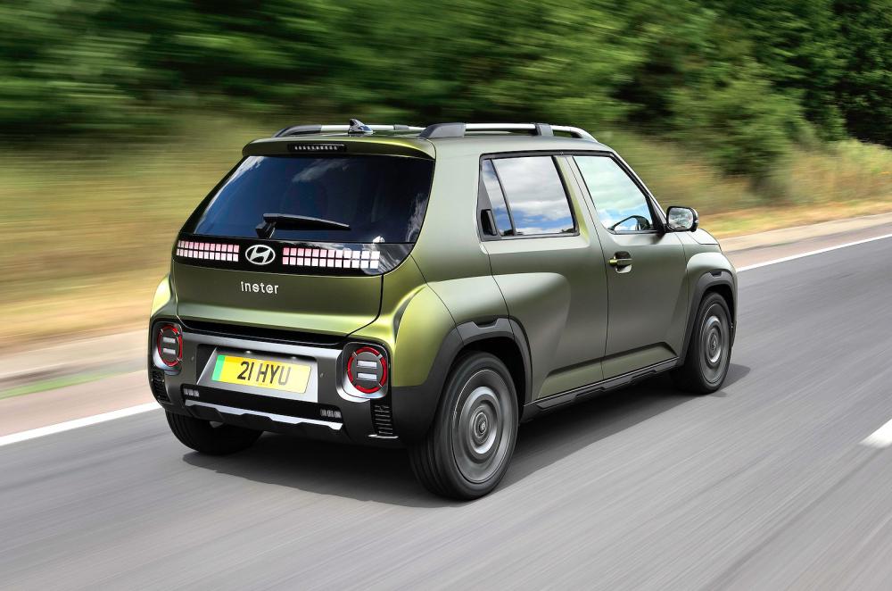 Hyundai Inster rear right driving