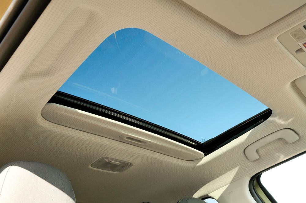 Hyundai Inster sunroof