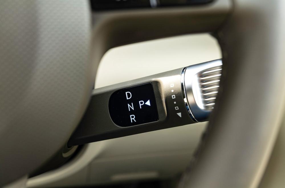 Hyundai Inster gear selector