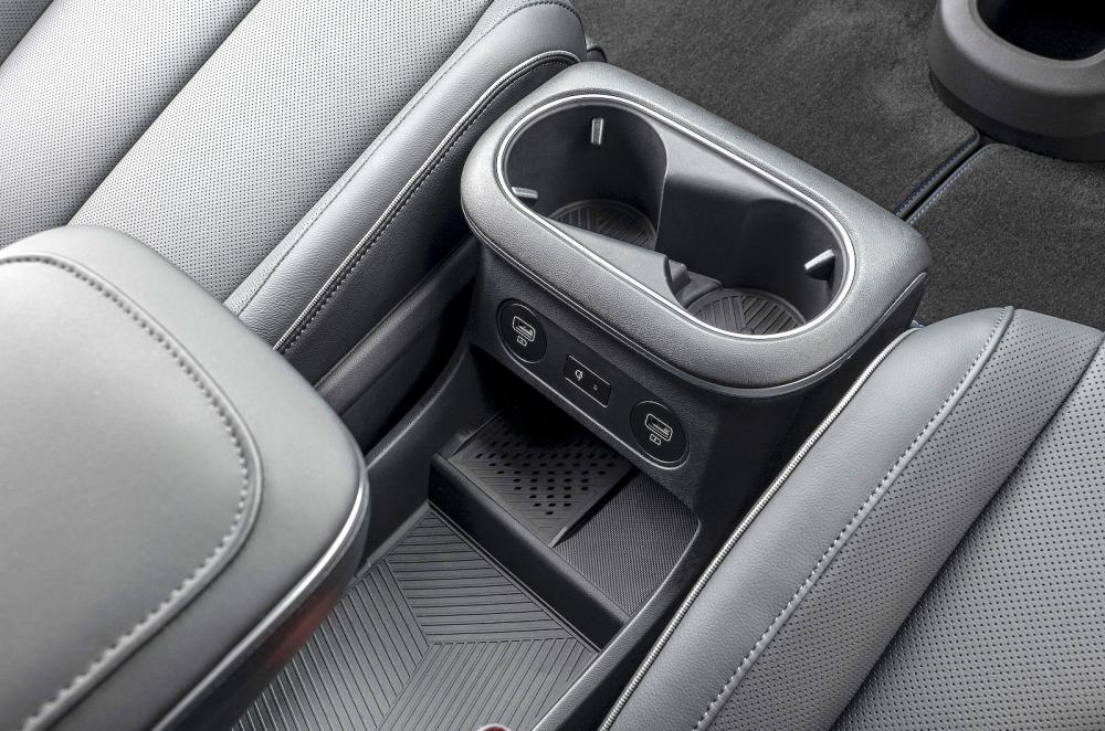 Hyundai Ioniq 5 interior detail