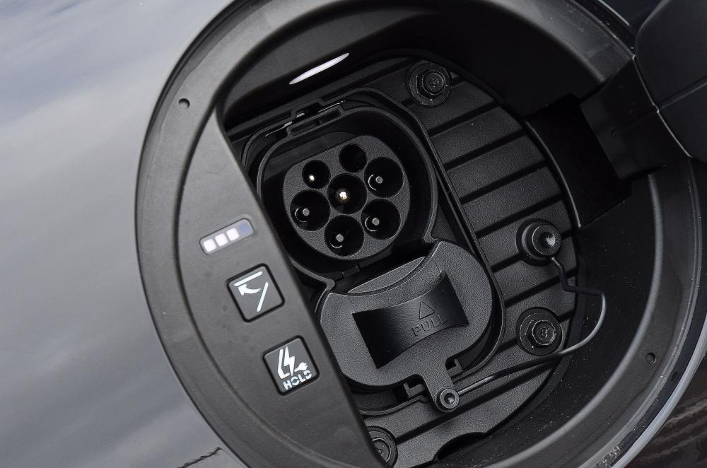 Hyundai Ioniq 6 charging socket