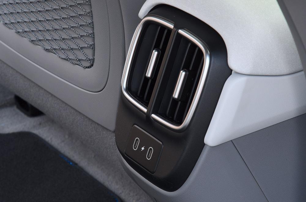 Hyundai Ioniq 6 interior detail