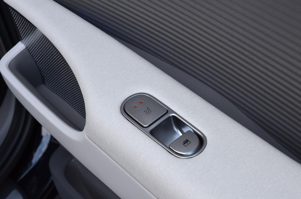 Hyundai Ioniq 6 interior detail