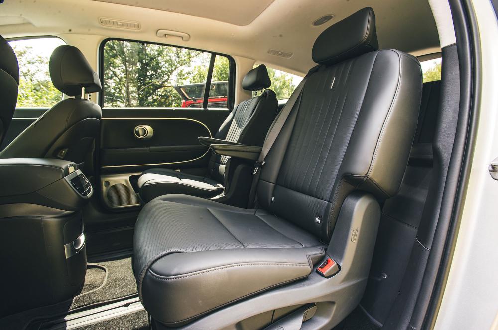 Hyundai Ioniq 9 back seats