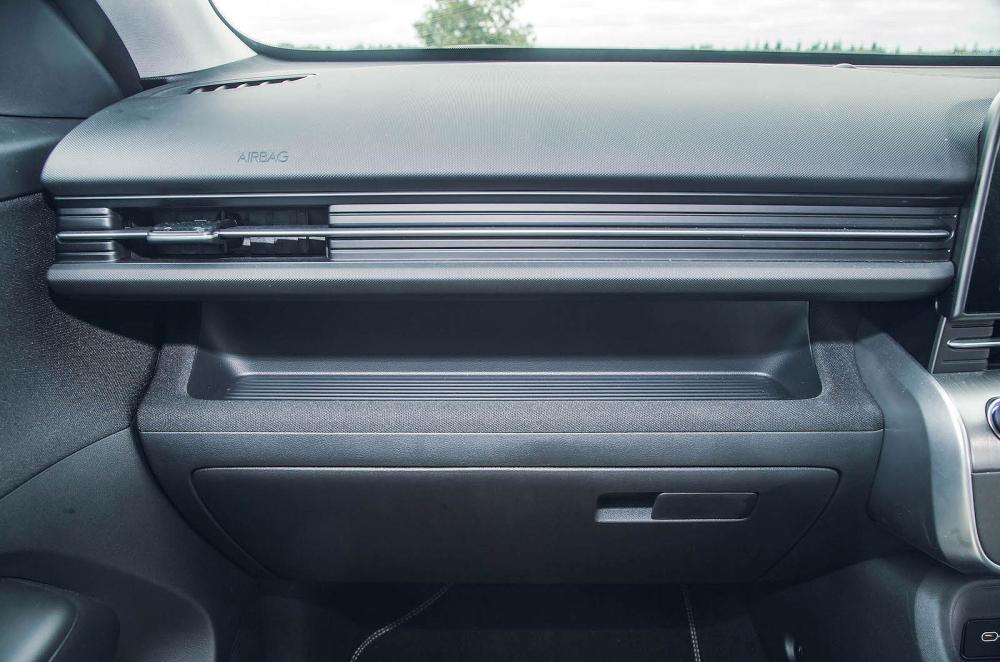 Hyundai Kona interior detail