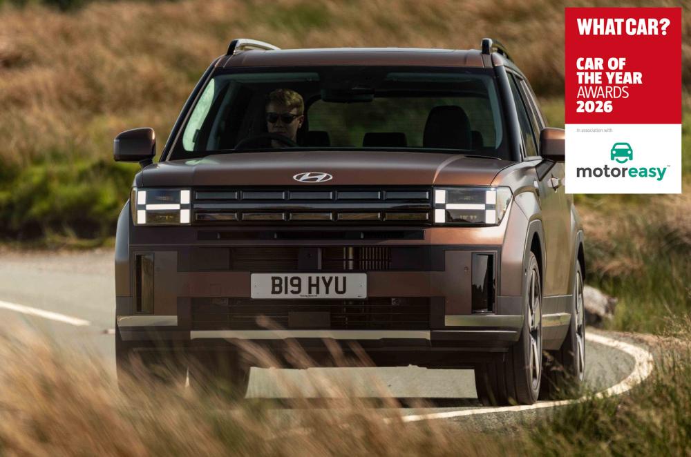 Hyundai Santa Fe driving