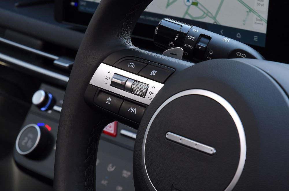 Hyundai Tucson steering wheel detail