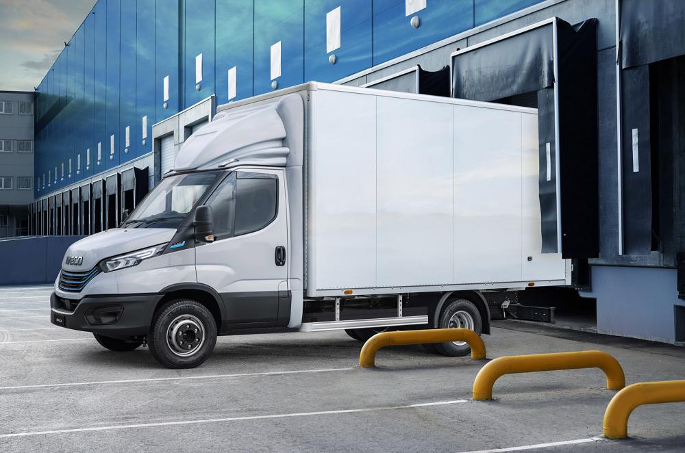 Iveco Daily chassis cab loading