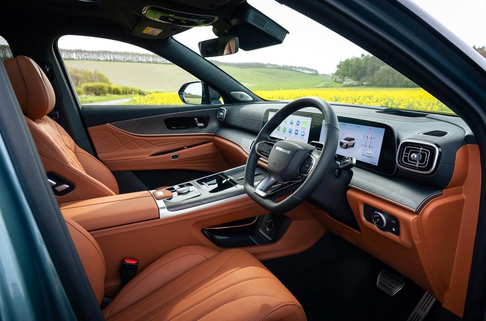 Jaecoo 8 interior