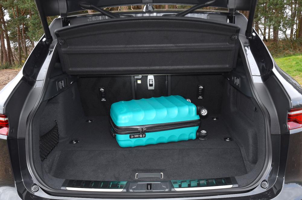 Jaguar F-Pace boot open