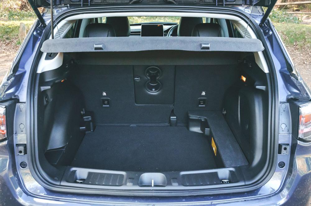 Jeep Compass boot open