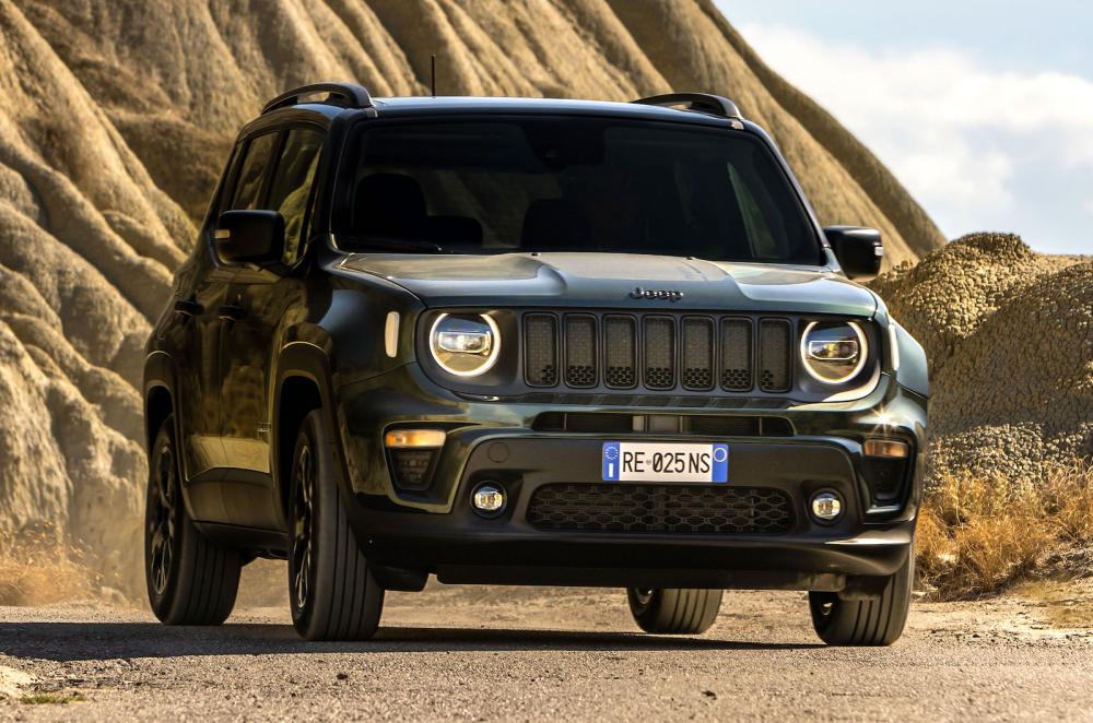Jeep Renegade front cornering
