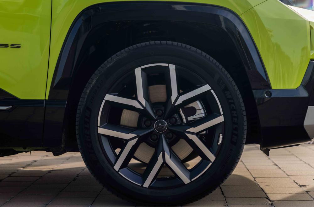 Jeep Compass exterior static