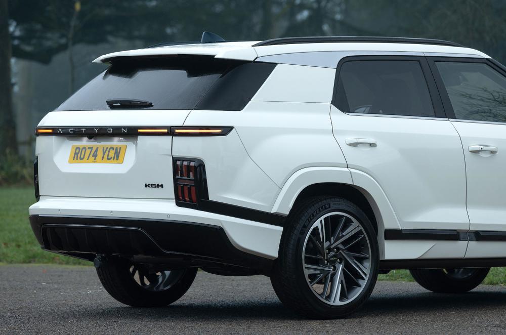 KGM Actyon rear detail