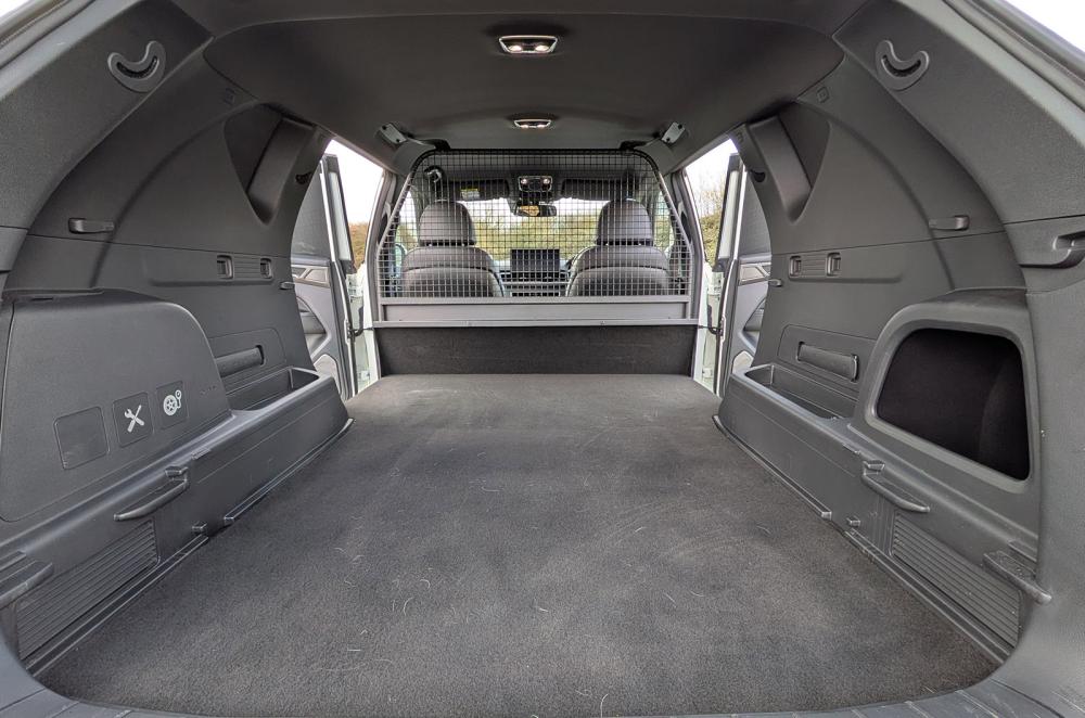 KGM Rexton Commercial load bay