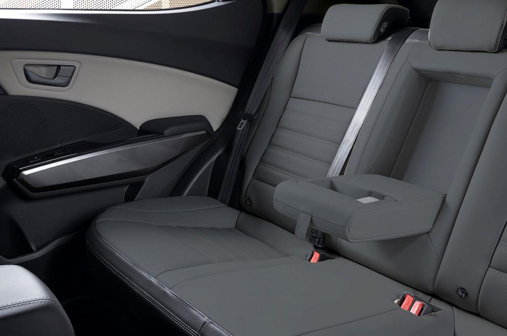 KGM Tivoli back seats