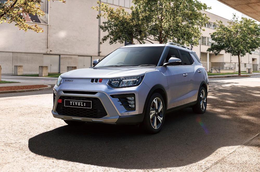 KGM Tivoli front left static