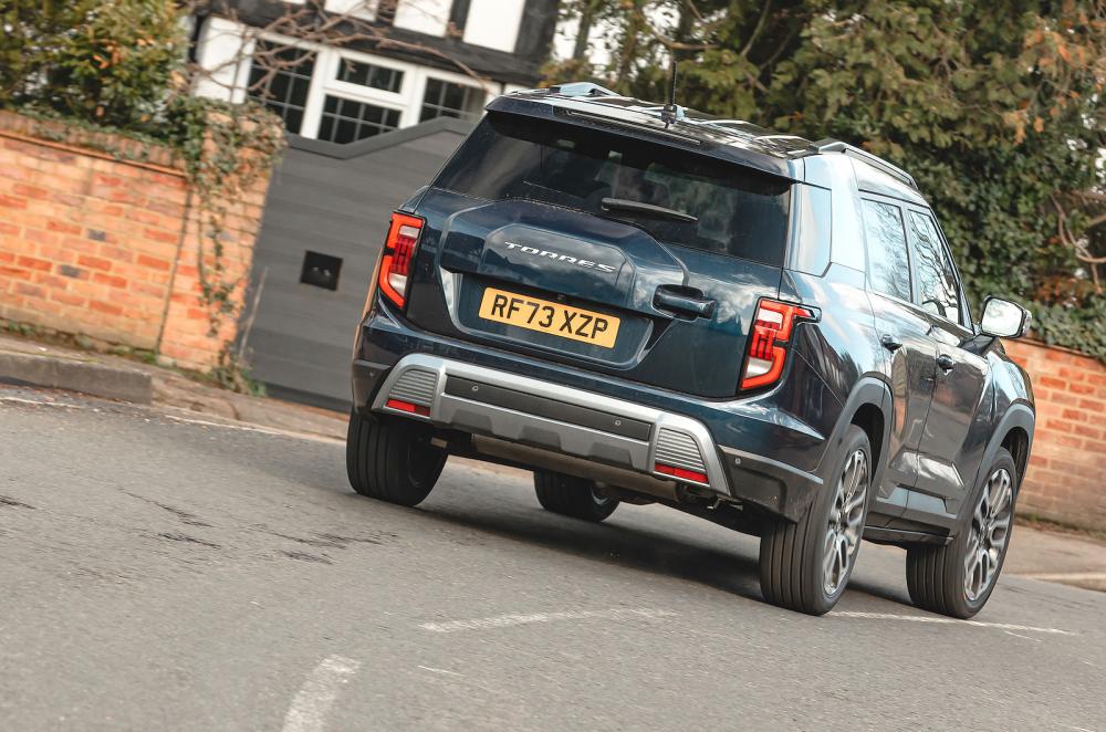 KGM Torres rear cornering