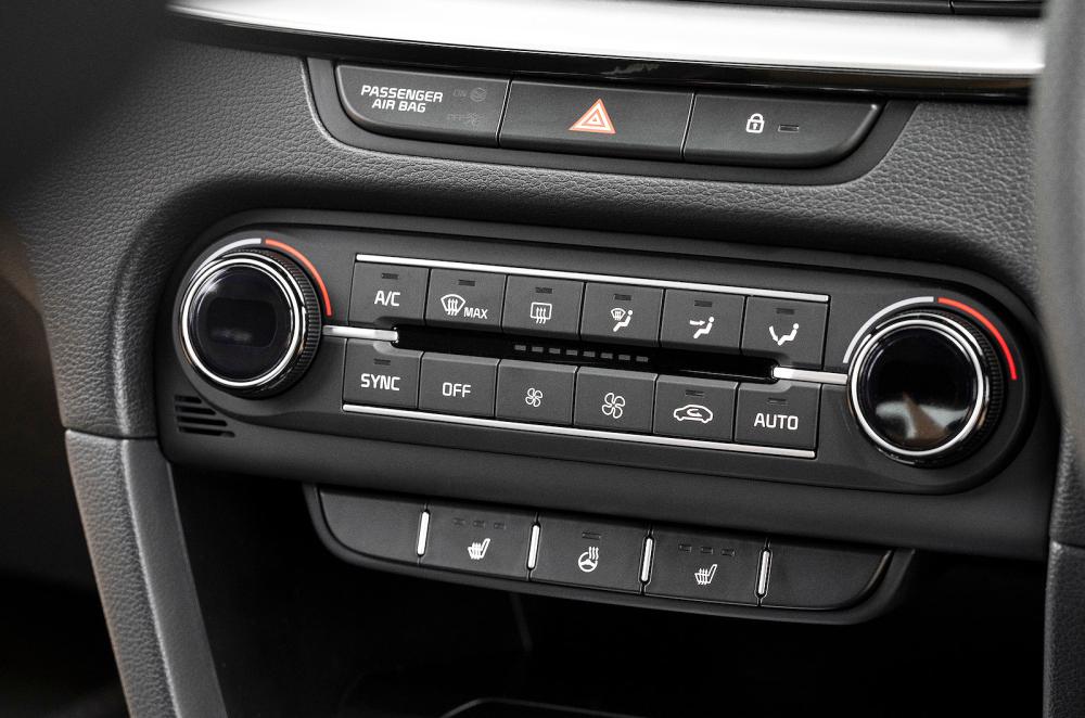 Kia Ceed air-con controls