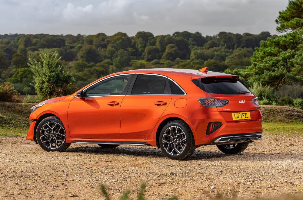 Kia Ceed rear left static