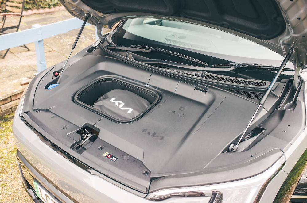 Kia EV3 front boot