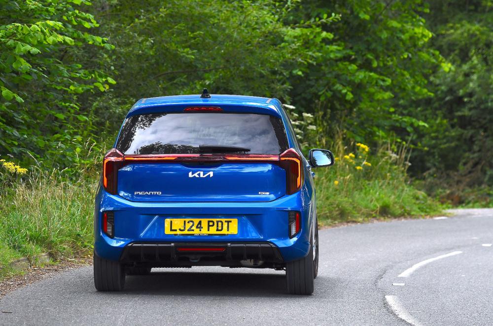 Kia Picanto rear cornering
