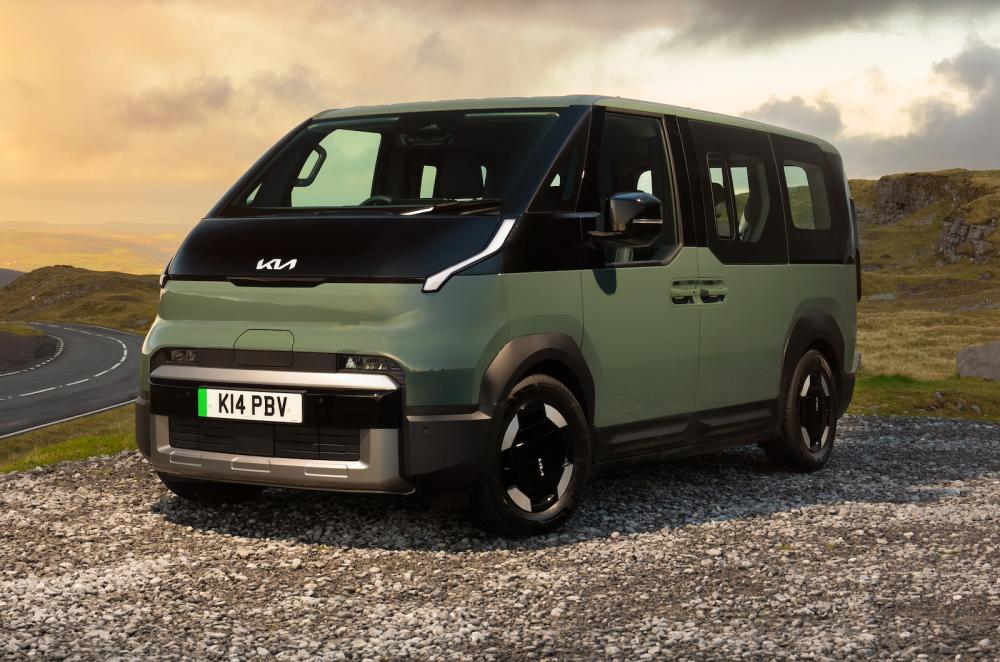 Kia PV5 static front left