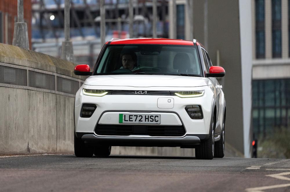 Kia Soul EV front driving
